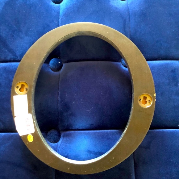 Restoration Hardware Gilt Letter O - Picture 2 of 4